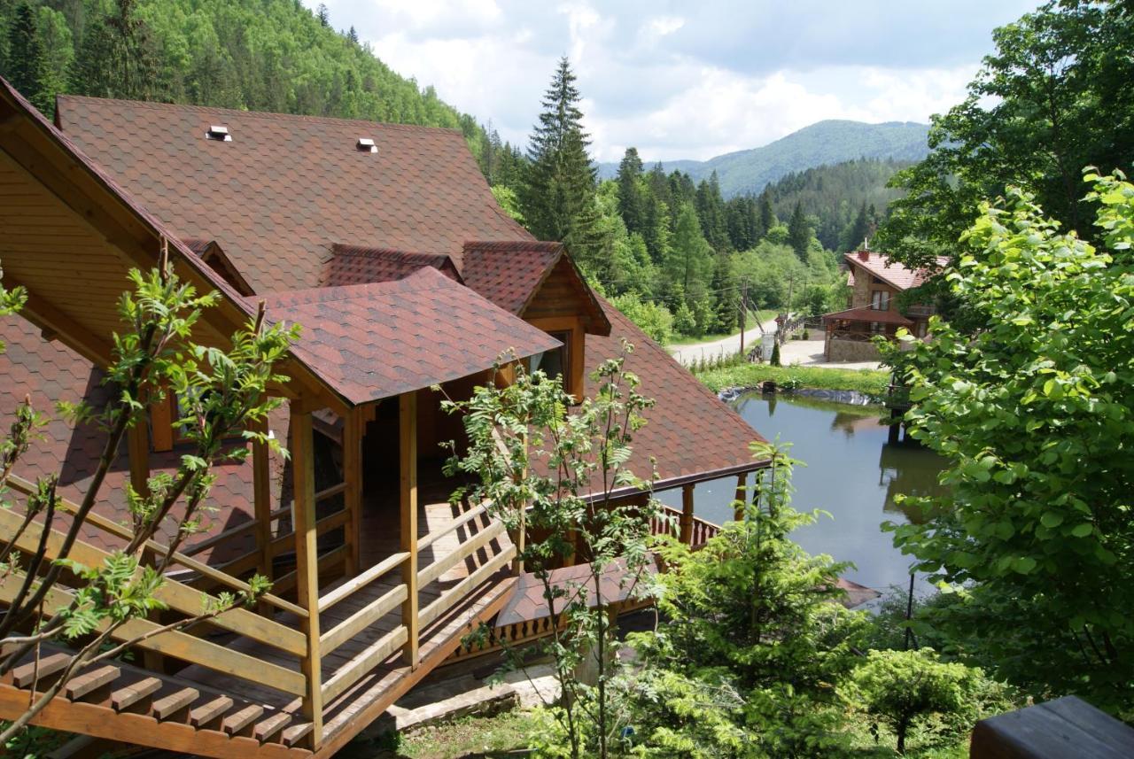 Hotel Dykyi Med Tatariv Dış mekan fotoğraf