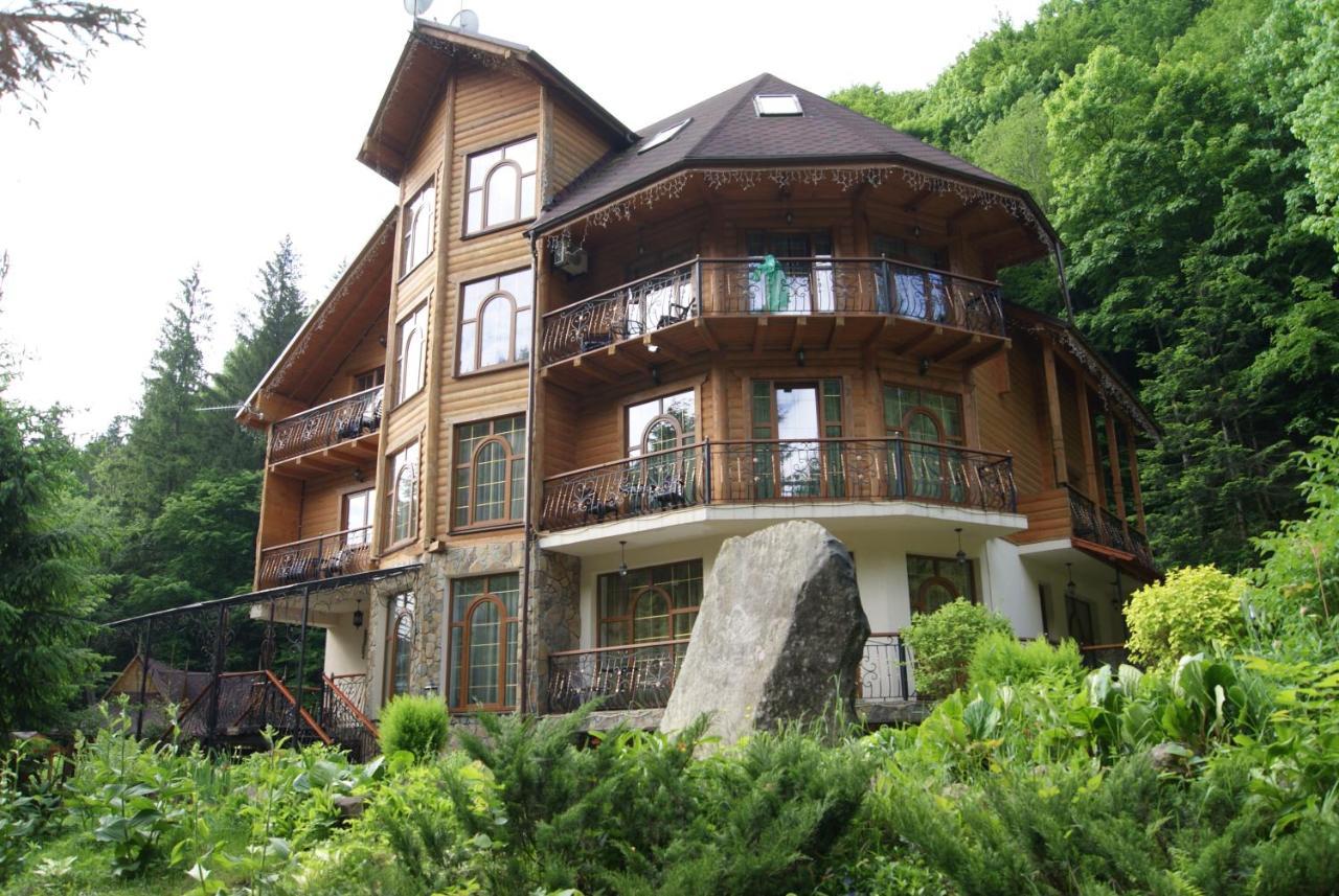Hotel Dykyi Med Tatariv Dış mekan fotoğraf