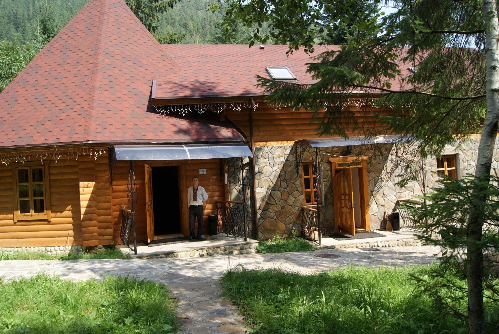 Hotel Dykyi Med Tatariv Dış mekan fotoğraf