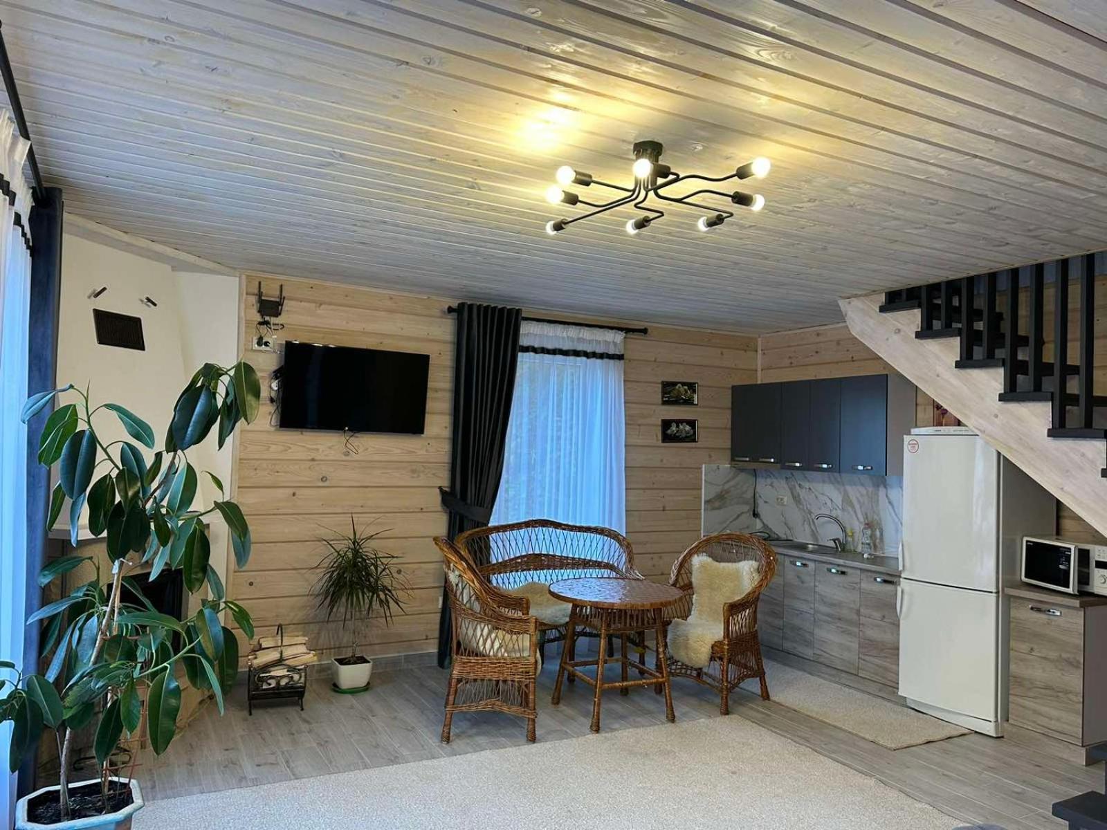 Hotel Dykyi Med Tatariv Dış mekan fotoğraf