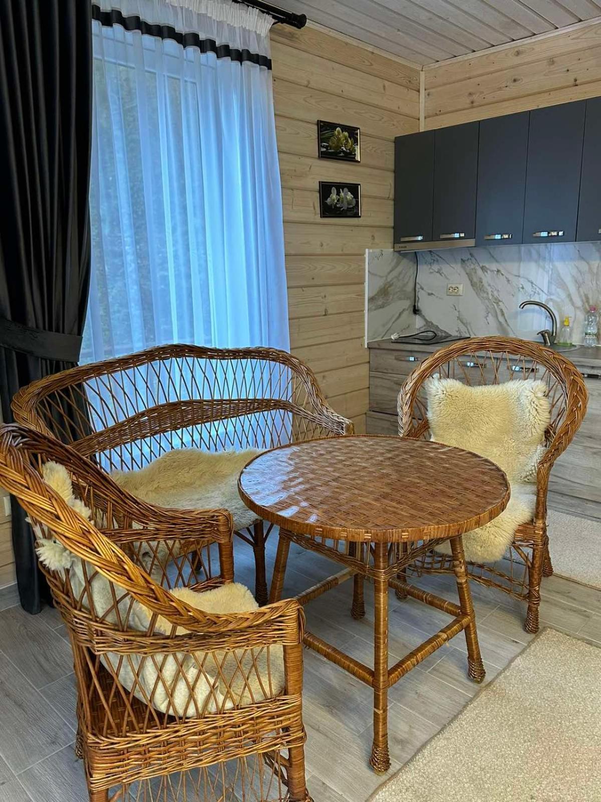 Hotel Dykyi Med Tatariv Dış mekan fotoğraf