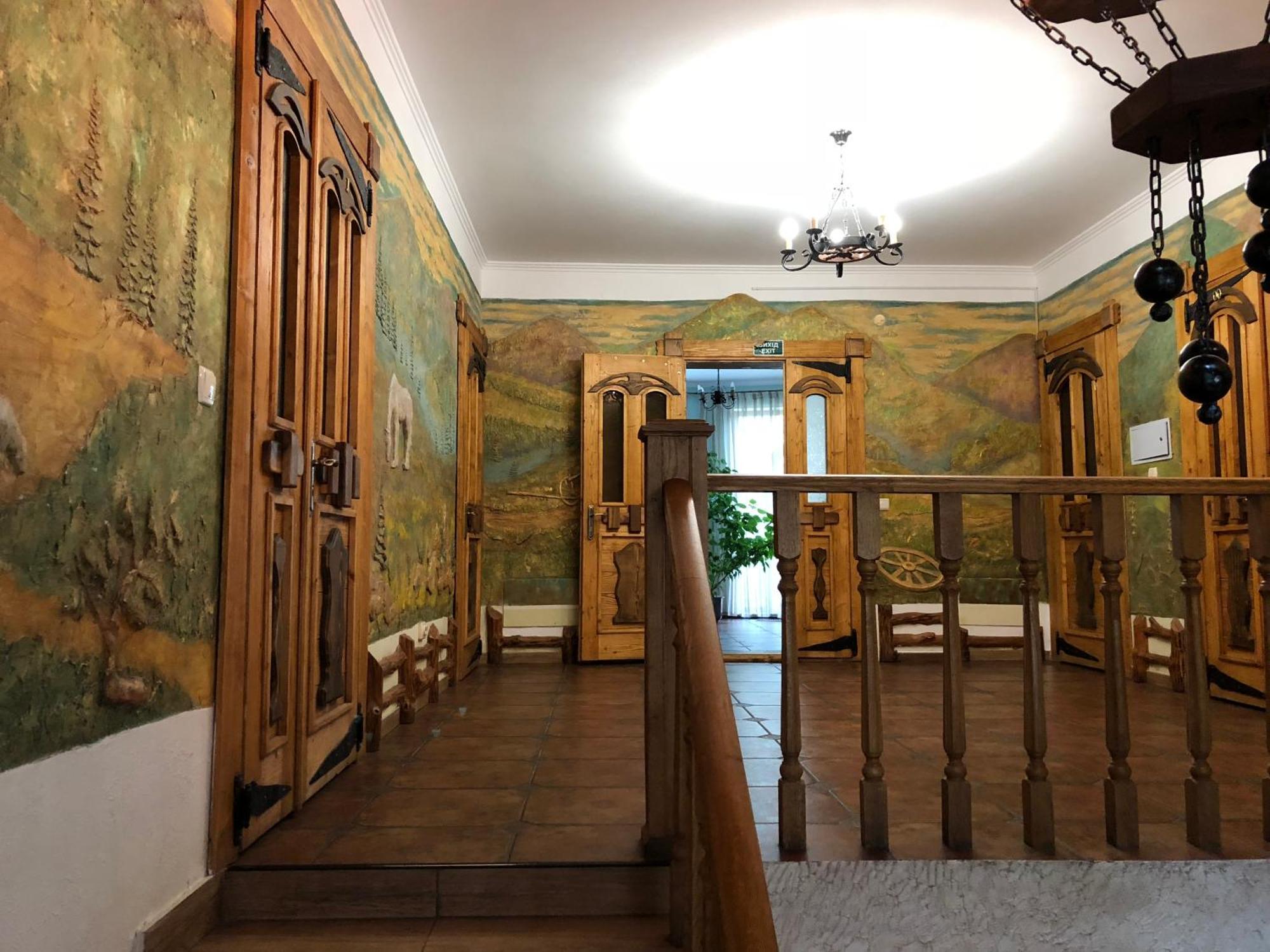 Hotel Dykyi Med Tatariv Dış mekan fotoğraf