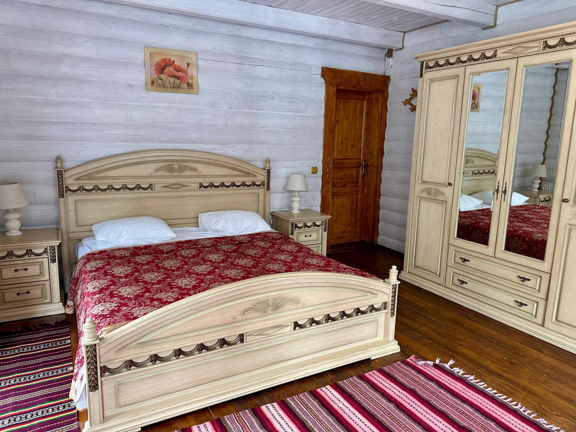 Hotel Dykyi Med Tatariv Dış mekan fotoğraf