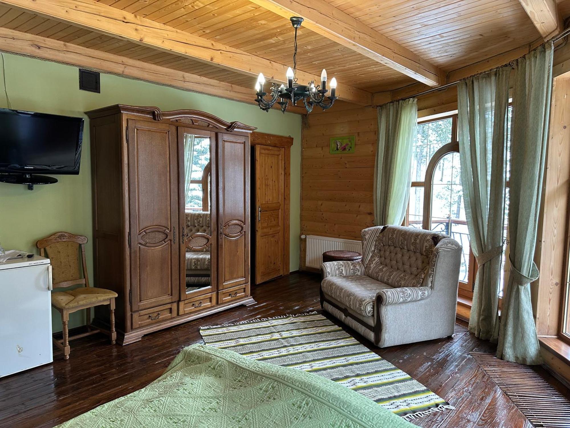 Hotel Dykyi Med Tatariv Dış mekan fotoğraf